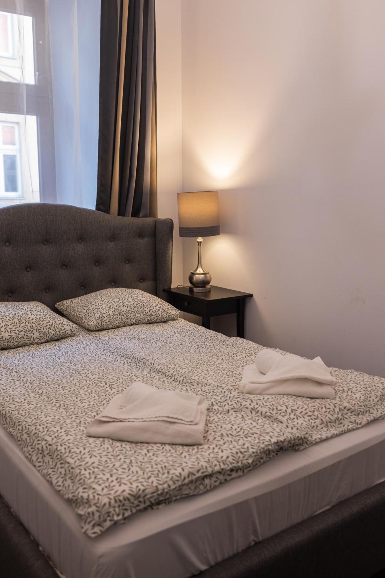 Lux Apartmenty - Old City Cracovia Esterno foto