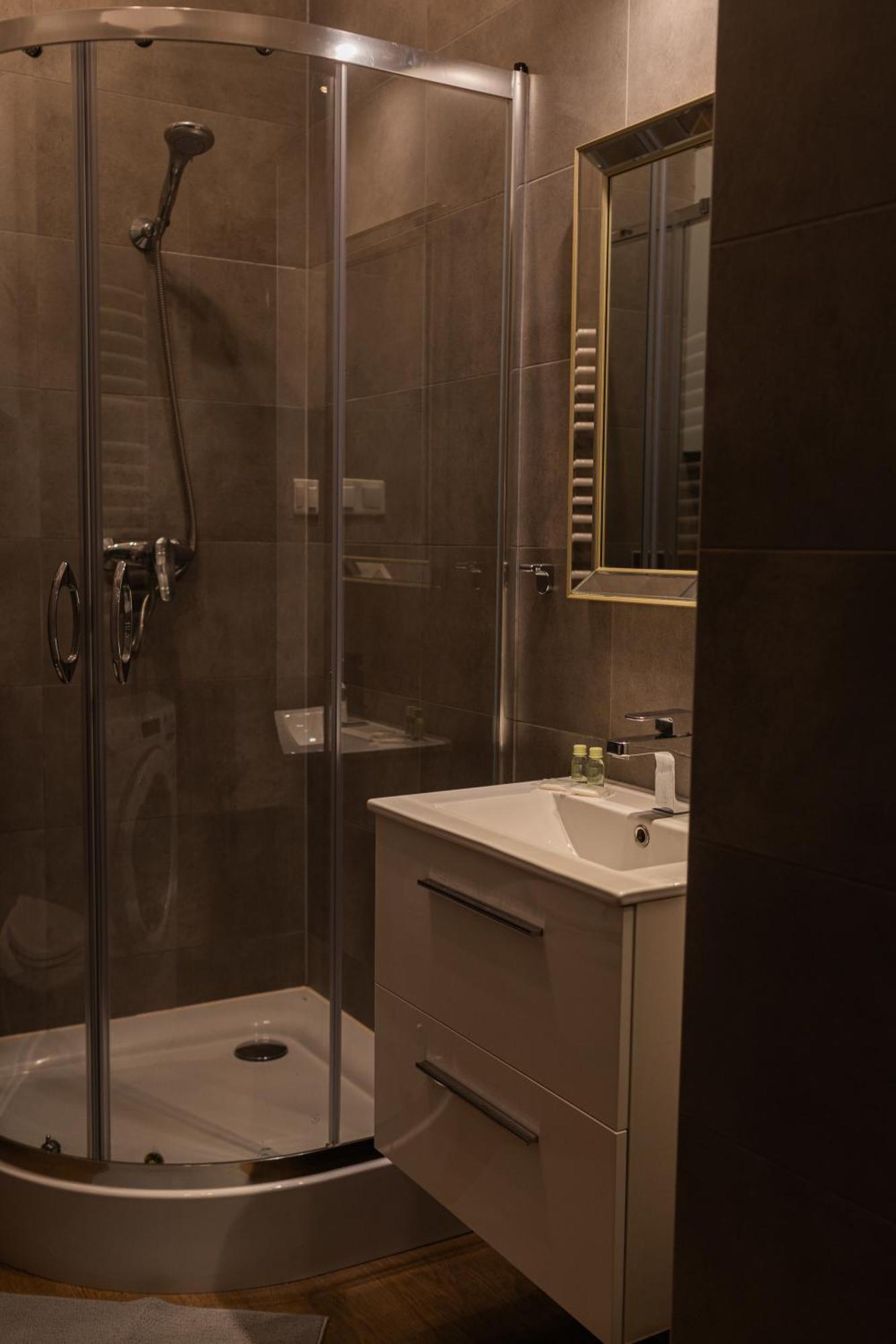 Lux Apartmenty - Old City Cracovia Esterno foto